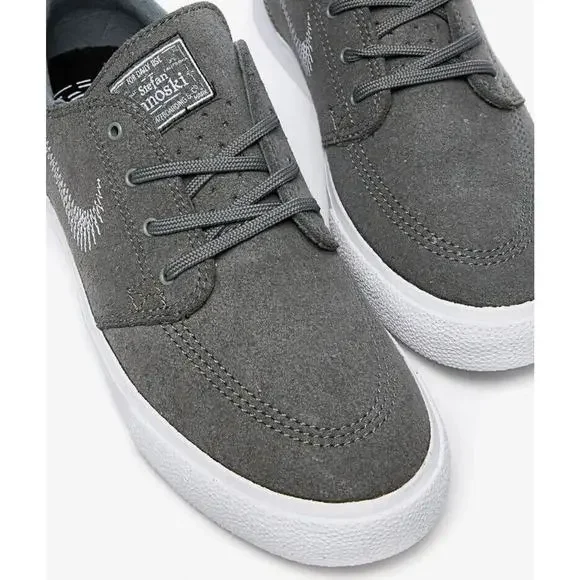 Nike SB Zoom Stefan Janoski Mens Size 7.5 Suede Gray Flyleather RM CI3836 002